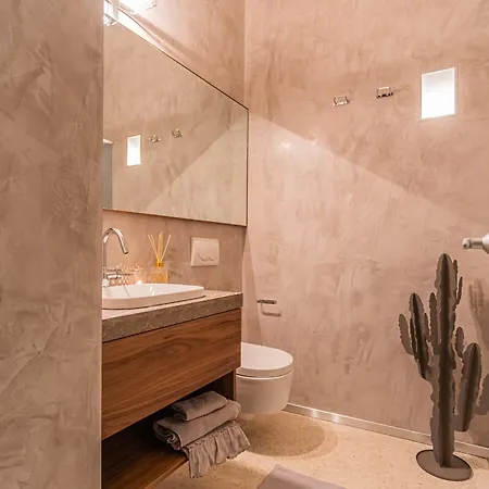 Rovelli 41 Apartament *
