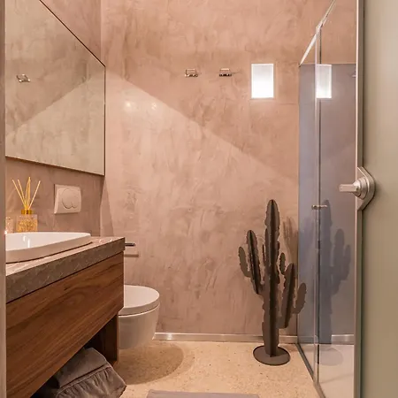 Rovelli 41 Apartament