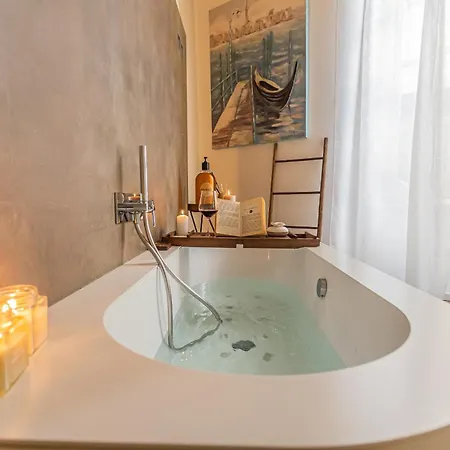 Rovelli 41 By Rent * Côme