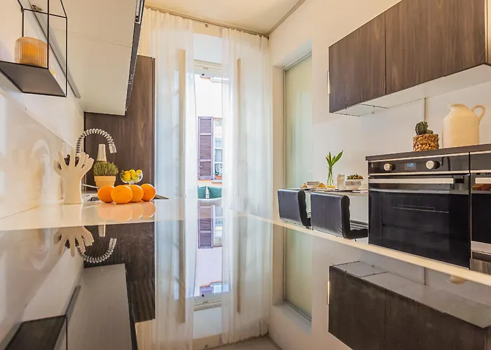 Rovelli 41 By Rent * Όπως