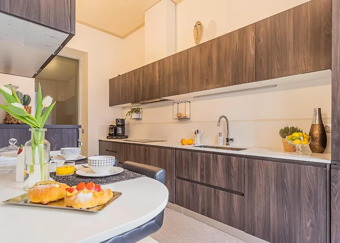 Rovelli 41 By Rent