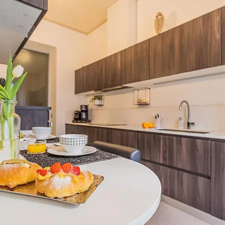 Rovelli 41 By Rent