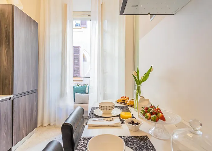 Rovelli 41 By Rent Appartement Como